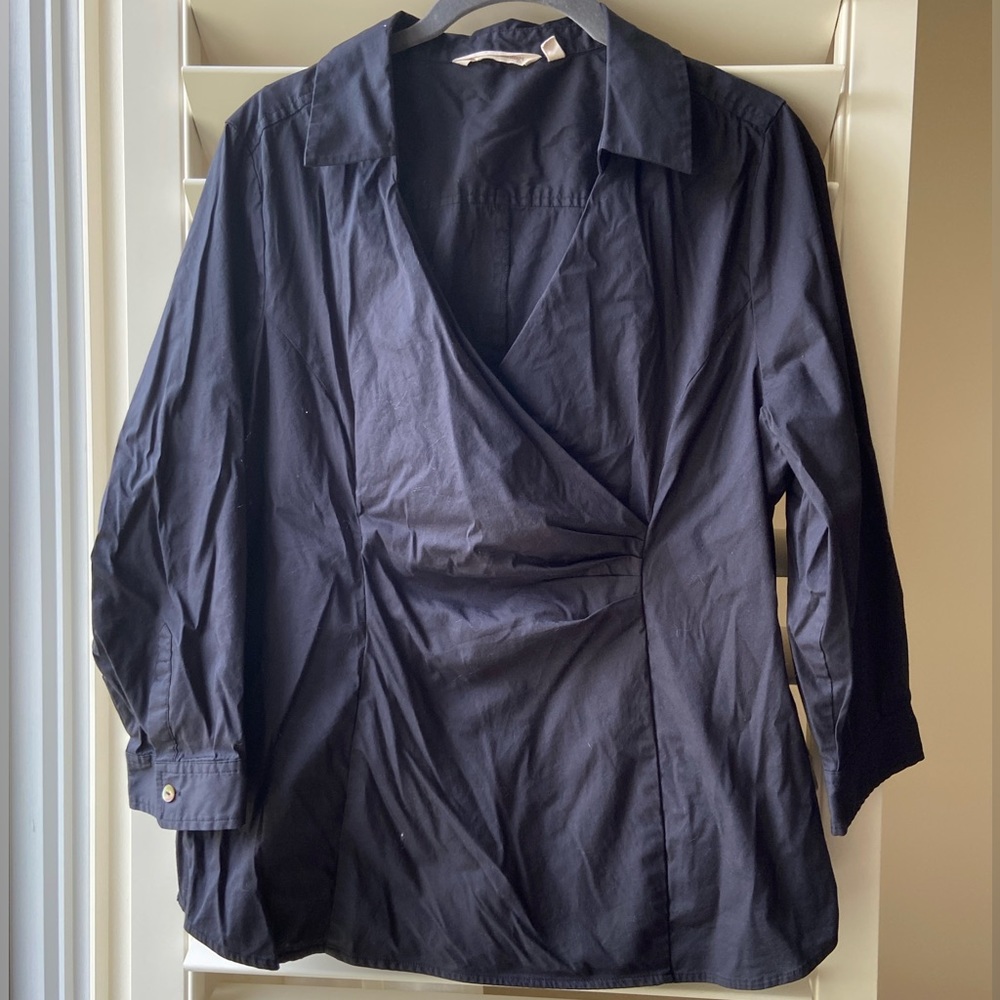 SOFT SURROUNDINGS Black LARGE Blouse collared 3/4 sleeve buttoned cuff v-neck